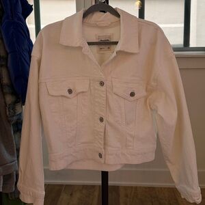 ABERCROMBIE & FITCH White Jean Jacket